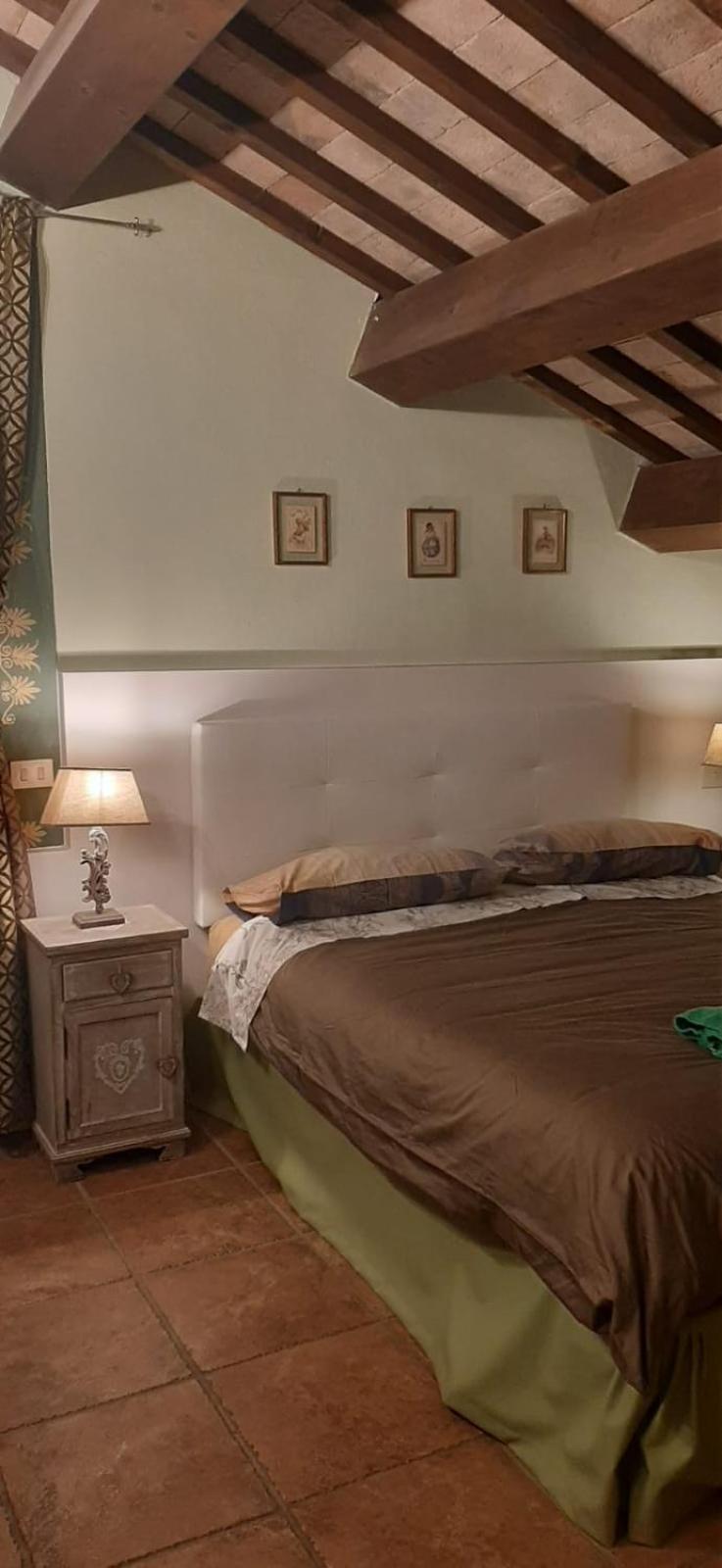 B&B Abracadabra Ghibullo Kültér fotó