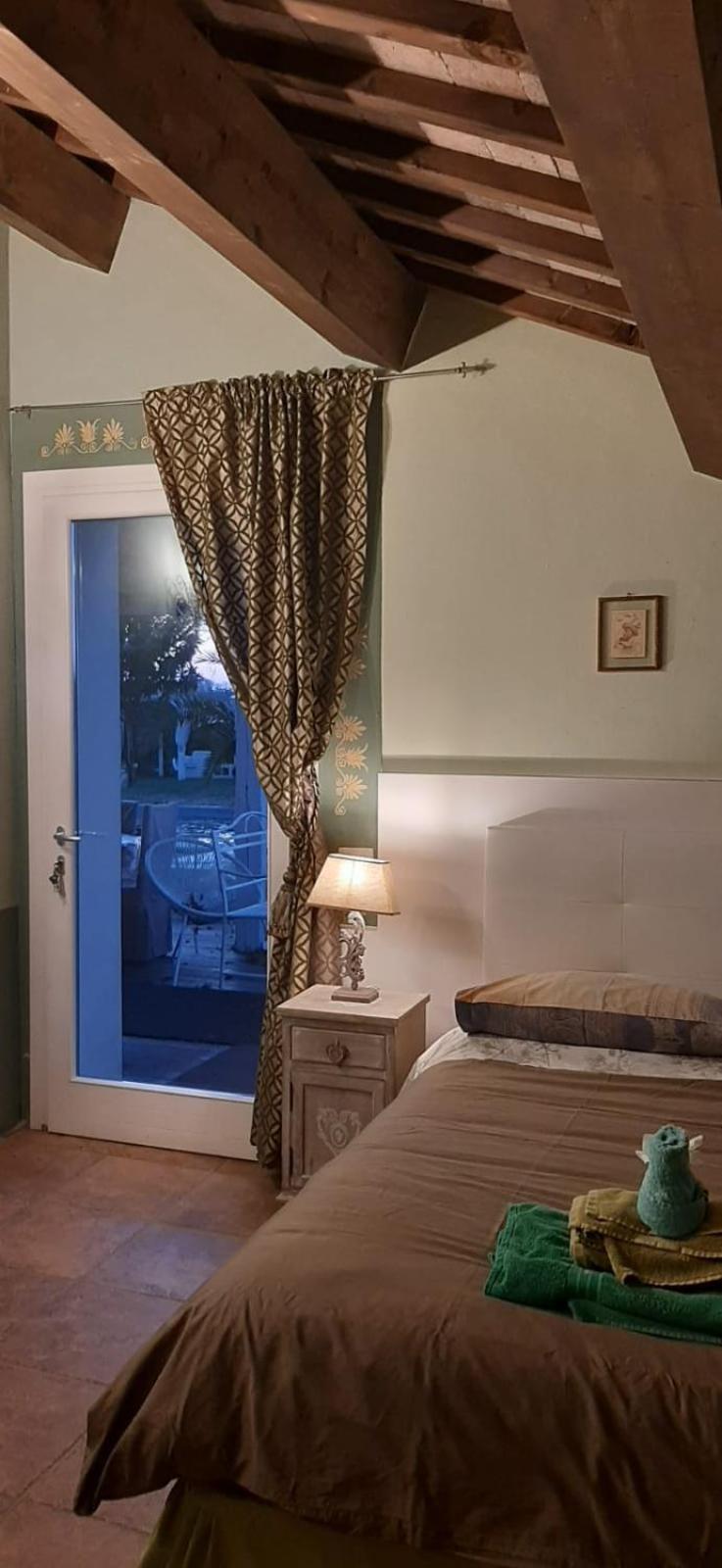 B&B Abracadabra Ghibullo Kültér fotó