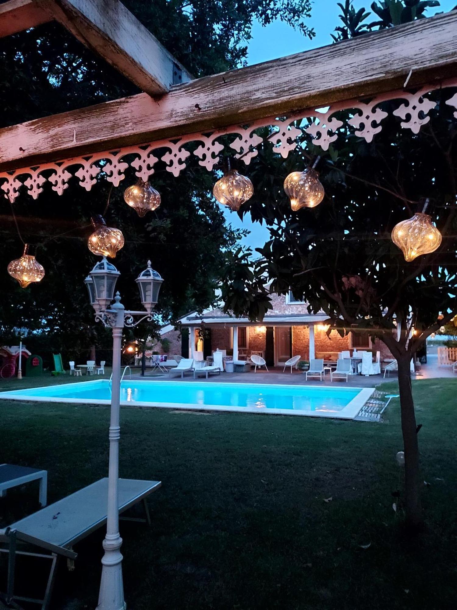 B&B Abracadabra Ghibullo Kültér fotó